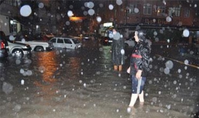 İstanbul'a Yağış Uyarısı