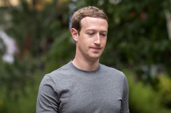 Savcılar Facebook CEO'sundan açıklama bekliyor