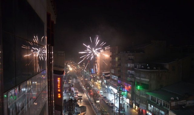Yüksekova'da Kobani Kutlaması Gerginliği